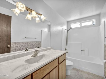 2440 Seneca Drive, Reno, NV 89506 Photo