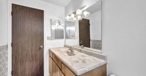 2440 Seneca Drive, Reno, NV 89506 Photo