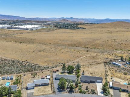 2440 Seneca Drive, Reno, NV 89506 Photo