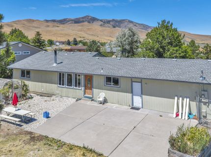 2440 Seneca Drive, Reno, NV 89506 Photo