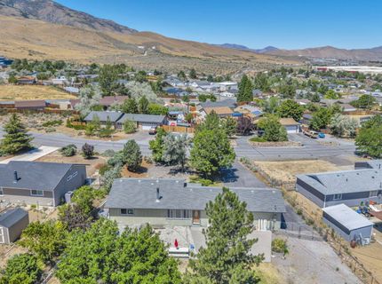 2440 Seneca Drive, Reno, NV 89506 Photo