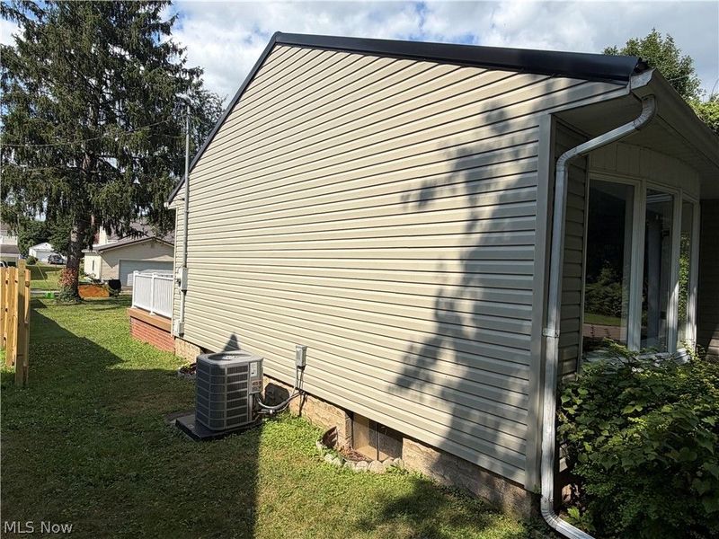 1104 Herbig Avenue, Coshocton, OH 43812 Photo 3
