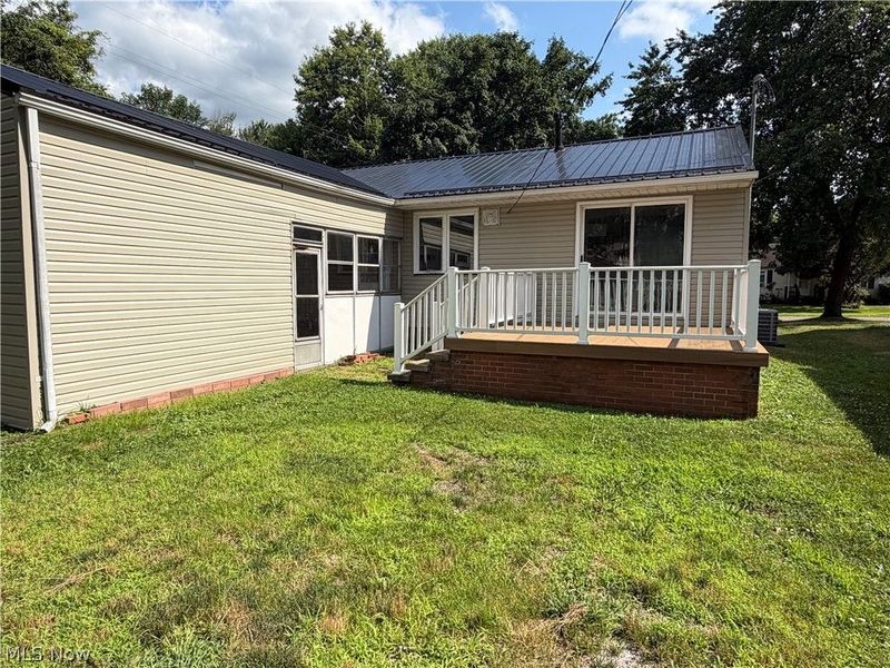 1104 Herbig Avenue, Coshocton, OH 43812 Photo 4