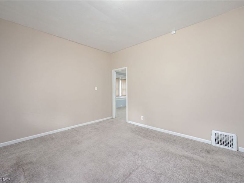 324 Eastland Avenue, Akron, OH 44305 Photo 15