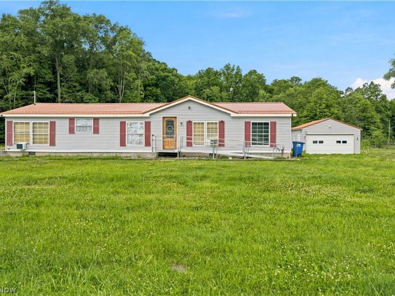 17366 Wick Avenue, Lake Milton, OH 44429 Photo 1