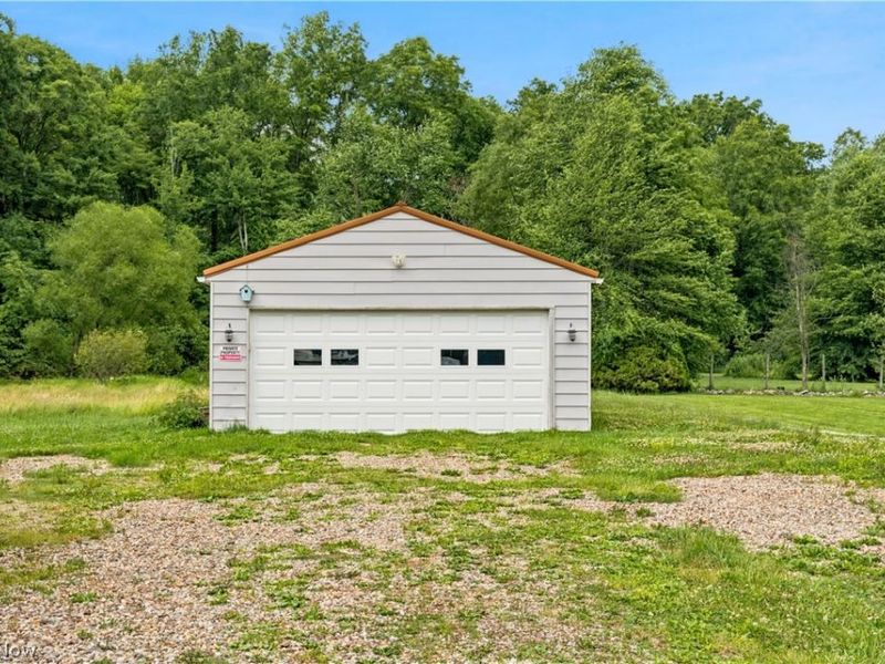 17366 Wick Avenue, Lake Milton, OH 44429 Photo 4