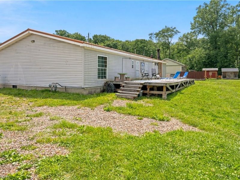 17366 Wick Avenue, Lake Milton, OH 44429 Photo 5