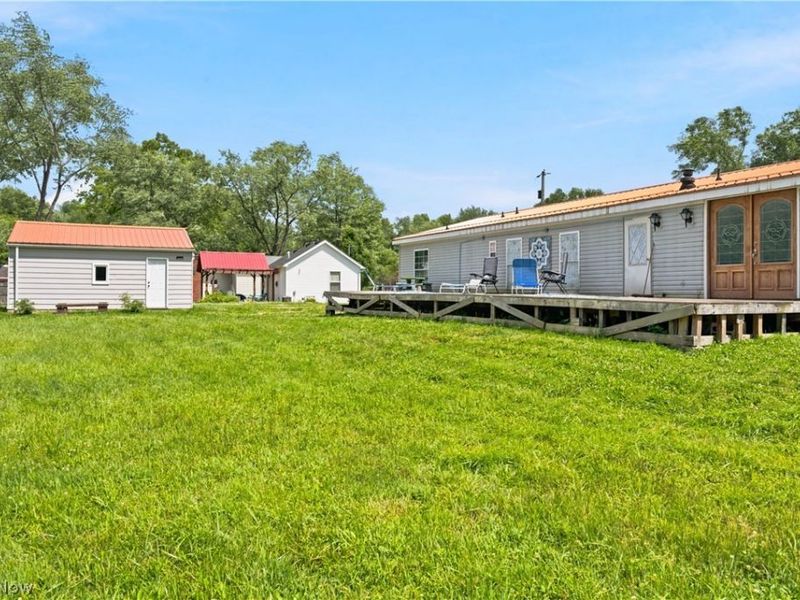 17366 Wick Avenue, Lake Milton, OH 44429 Photo 8