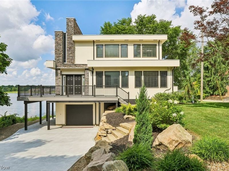 5490 Springlake Road NW, Canton, OH 44718 Photo 4