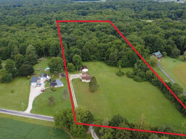 1234 N Paw Paw Pike, Peru, IN 46970