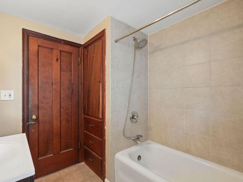 872 Copeland Road , Grandview Heights, OH 43212 Photo 13
