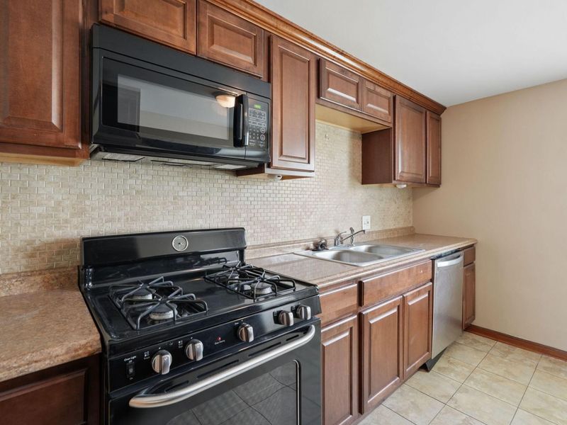 872 Copeland Road , Grandview Heights, OH 43212 Photo 8