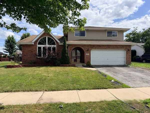 6253 Michael Lane , Matteson, IL 60443