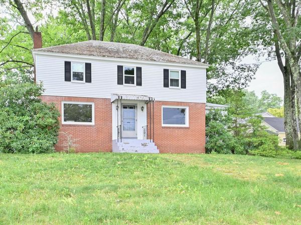 255 North Street, Manchester, NH 03104