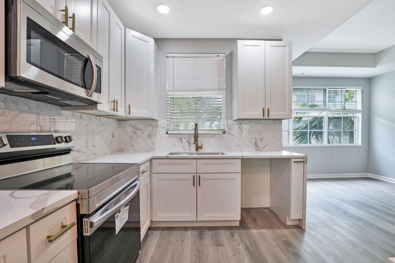2425 San Pietro Circle, Palm Beach Gardens, FL 33410 Photo