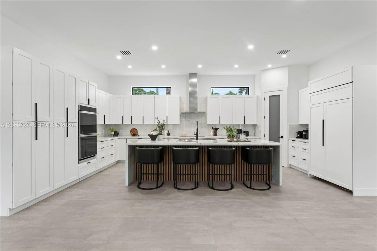 360 Holly Ln, Plantation, FL 33317 Photo