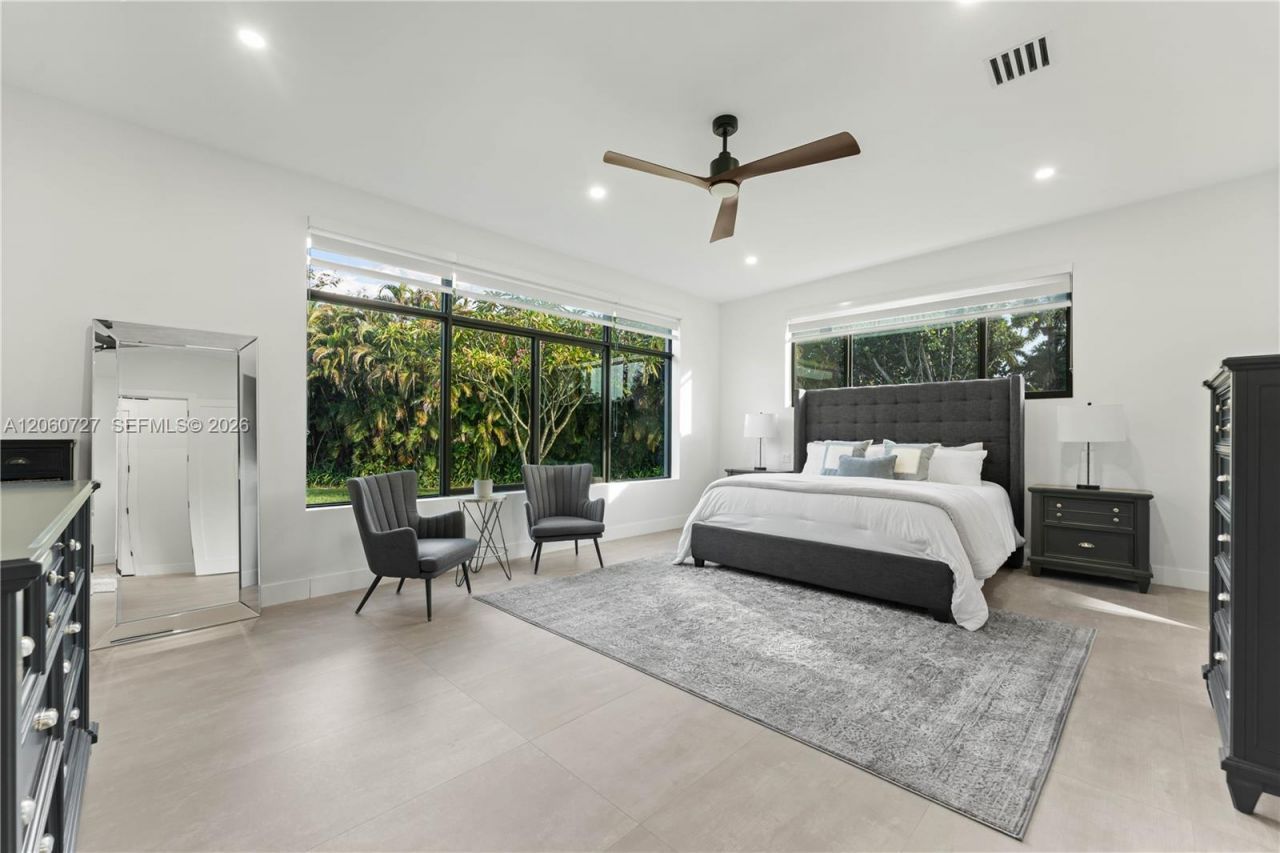 360 Holly Ln, Plantation, FL 33317 Photo