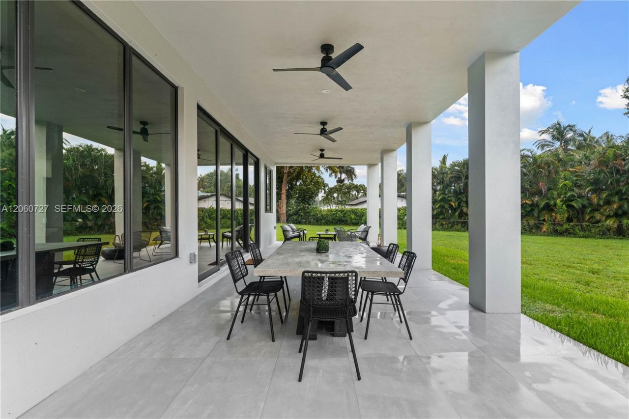 360 Holly Ln, Plantation, FL 33317 Photo
