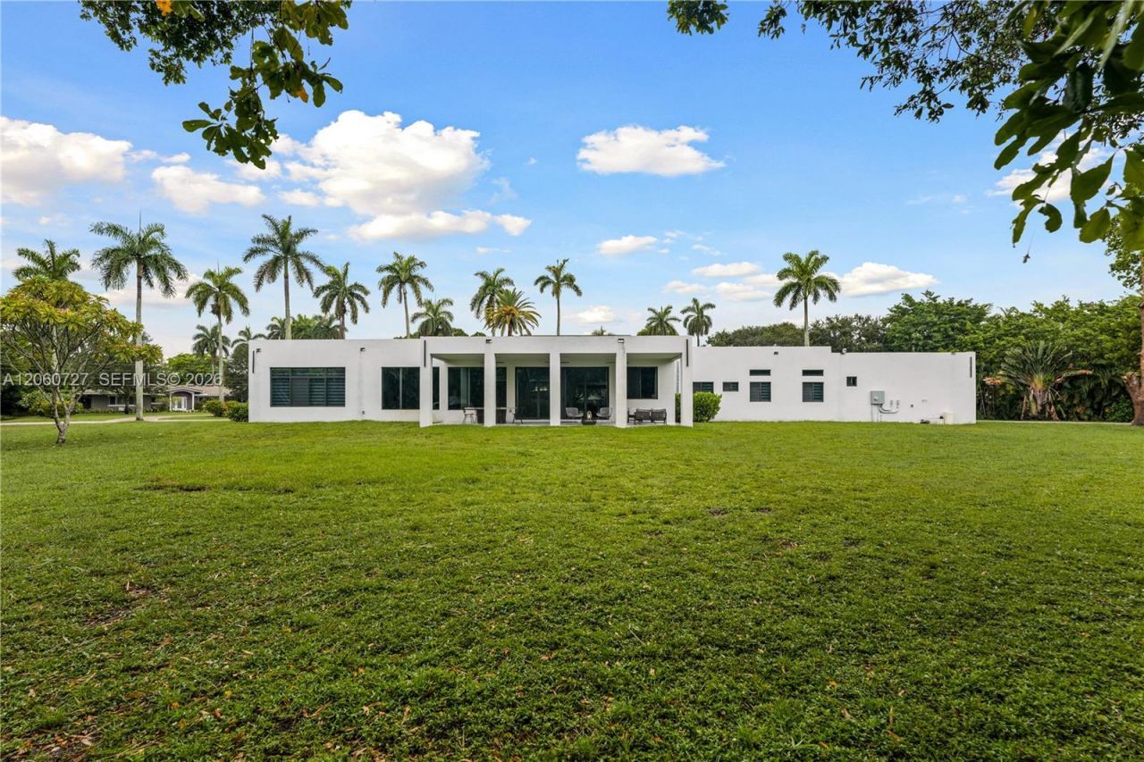 360 Holly Ln, Plantation, FL 33317 Photo