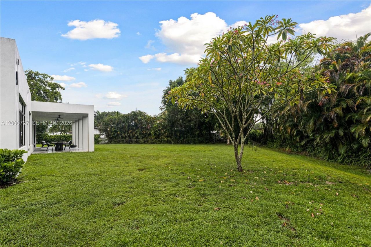 360 Holly Ln, Plantation, FL 33317 Photo