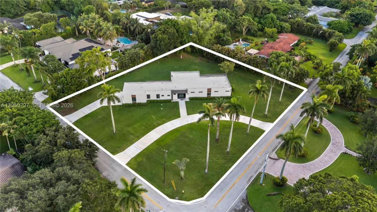 360 Holly Ln, Plantation, FL 33317 Photo