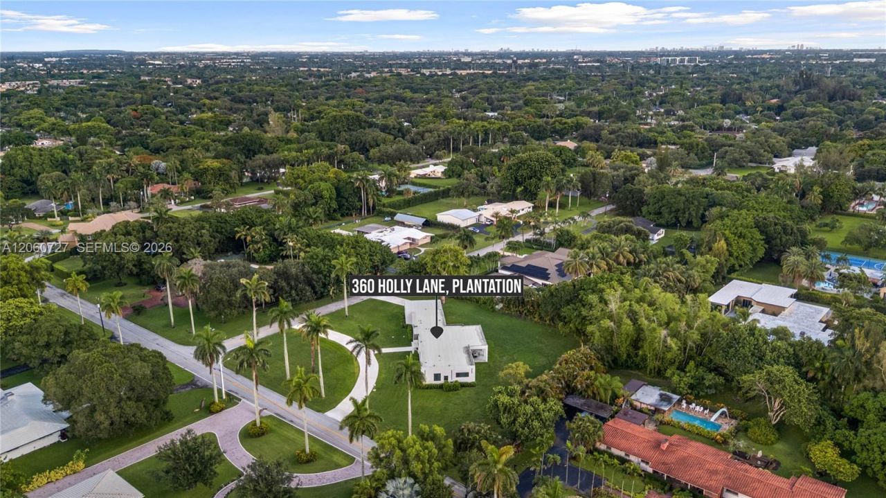 360 Holly Ln, Plantation, FL 33317 Photo
