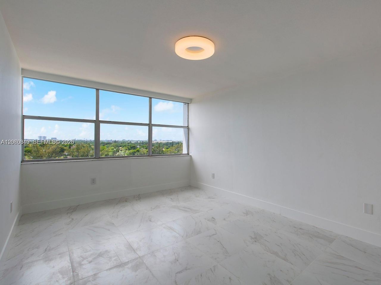 1200 NE Miami Gardens Dr, Unit 1013W, Miami, FL 33179 Photo