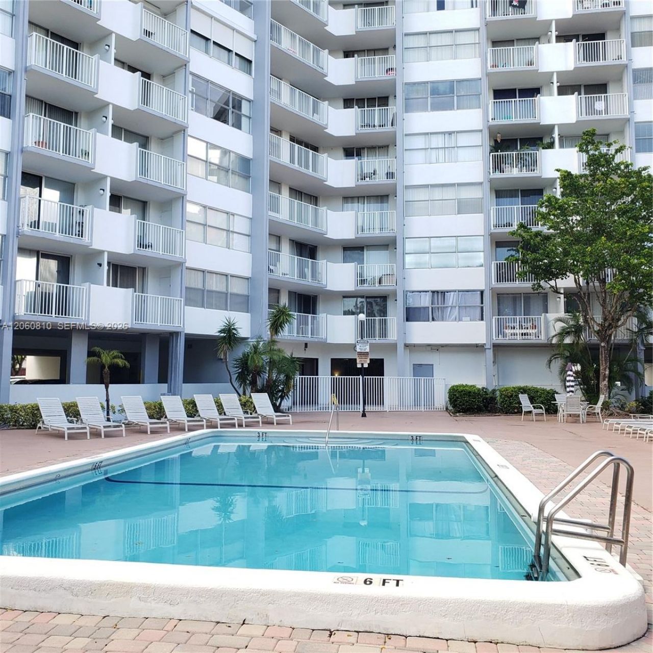 1200 NE Miami Gardens Dr, Unit 1013W, Miami, FL 33179 Photo