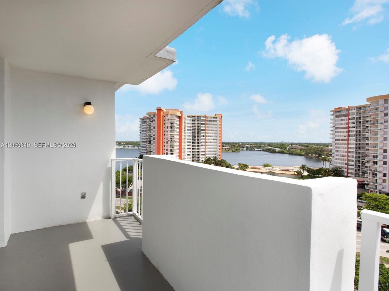 1200 NE Miami Gardens Dr, Unit 1013W, Miami, FL 33179 Photo