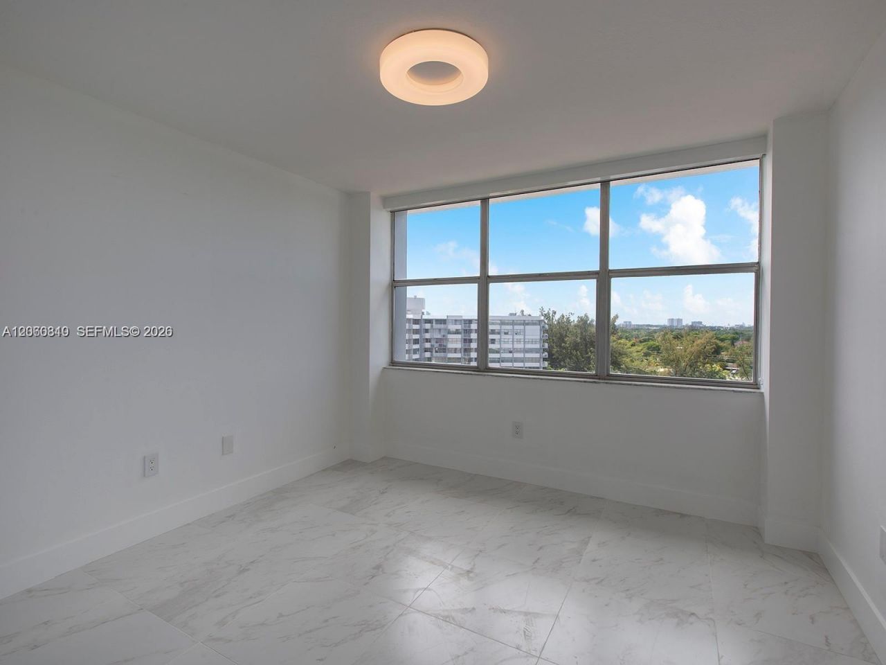 1200 NE Miami Gardens Dr, Unit 1013W, Miami, FL 33179 Photo