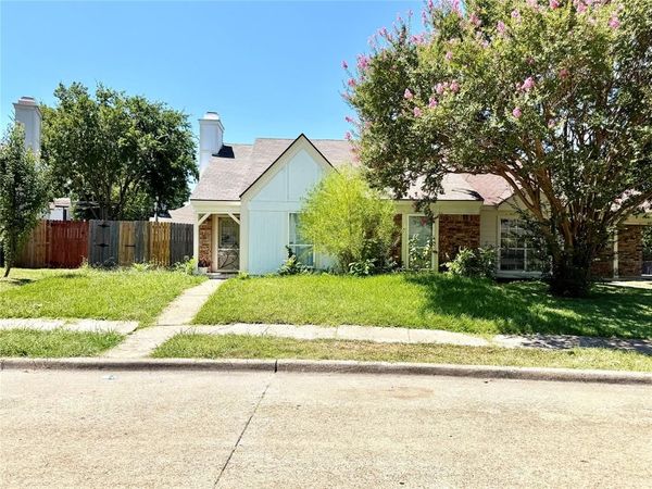 817 Colchester Drive, Mesquite, TX 75149