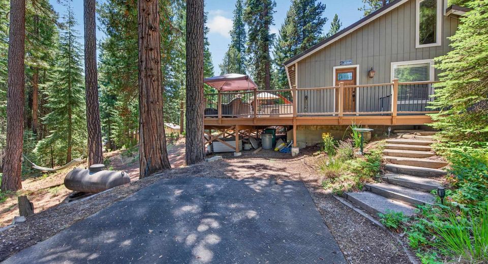 182 Peninsula Drive, Lake Almanor, CA 96137 Photo