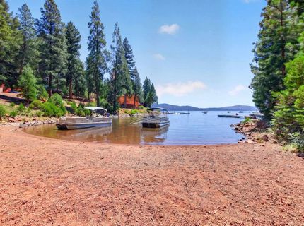 182 Peninsula Drive, Lake Almanor, CA 96137 Photo