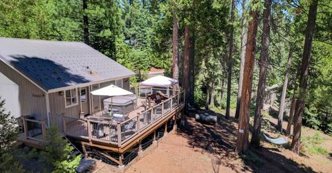 182 Peninsula Drive, Lake Almanor, CA 96137 Photo