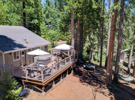 182 Peninsula Drive, Lake Almanor, CA 96137 Photo