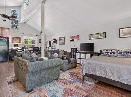 182 Peninsula Drive, Lake Almanor, CA 96137 Photo