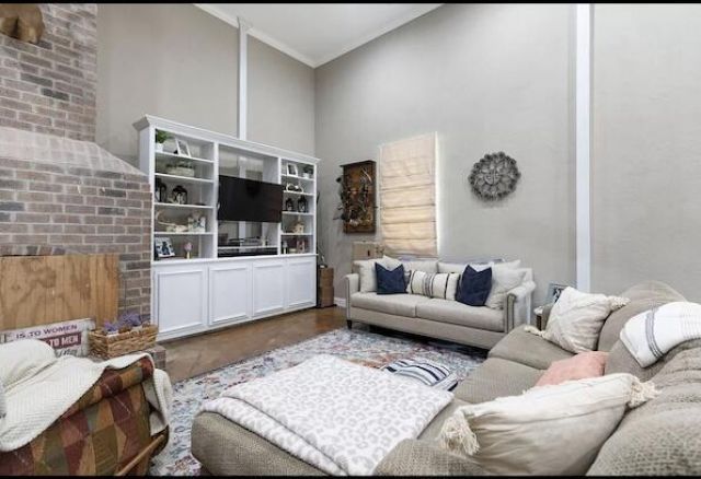 1382 Dupre Road Photo 4