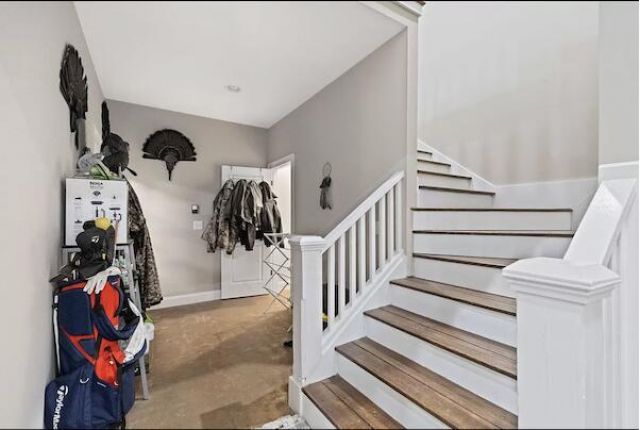 1382 Dupre Road Photo 5