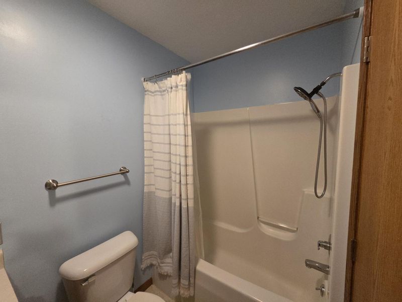 5255 S Pointe Boulevard, Celina, OH 45822 Photo 12