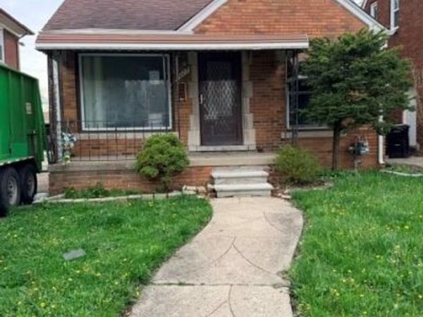 8077 Kentucky Street, Detroit, MI 48204