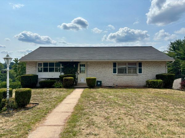 328 ASHLEY DRIVE , READING, PA 19607