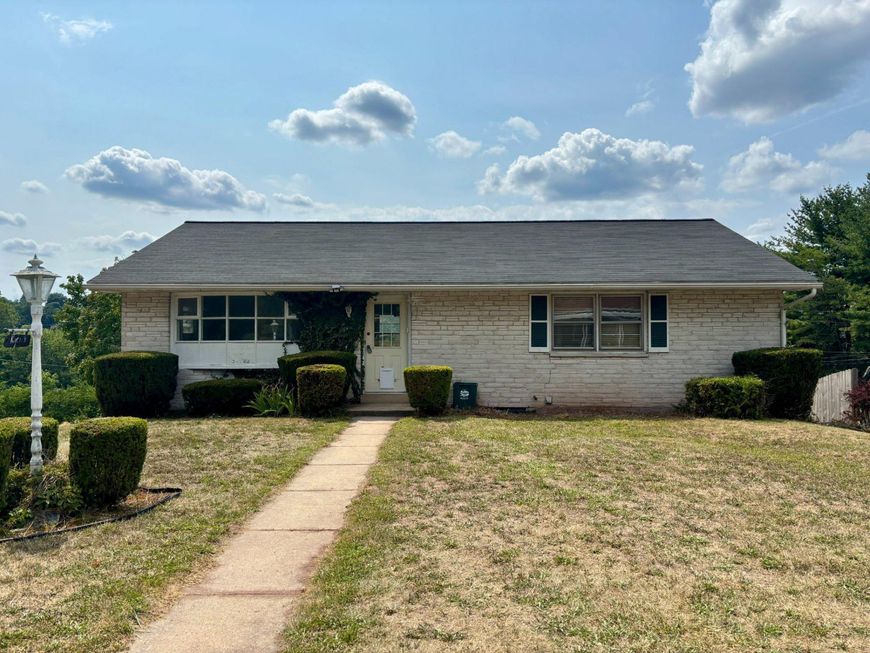 328 Ashley Drive , Reading, PA 19607 Main Photo