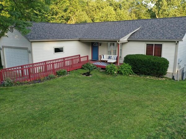 177 Lakeview Heights Drive, Howard, OH 43028