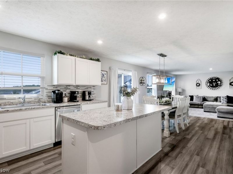 2689 Himelrigh Boulevard, Barberton, OH 44203 Photo 15
