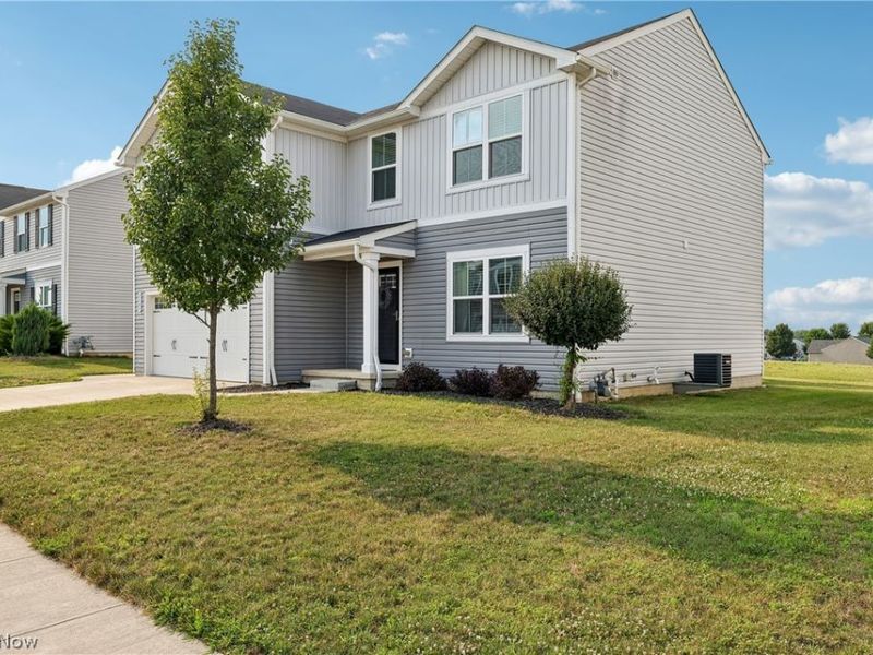 2689 Himelrigh Boulevard, Barberton, OH 44203 Photo 2