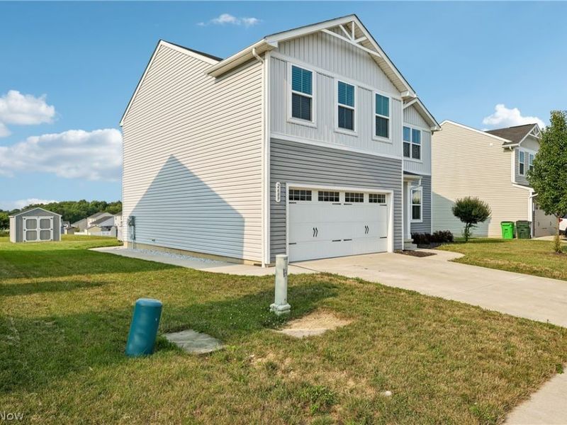 2689 Himelrigh Boulevard, Barberton, OH 44203 Photo 3