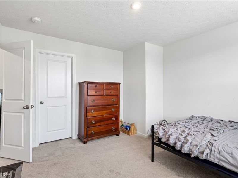 2689 Himelrigh Boulevard, Barberton, OH 44203 Photo 32