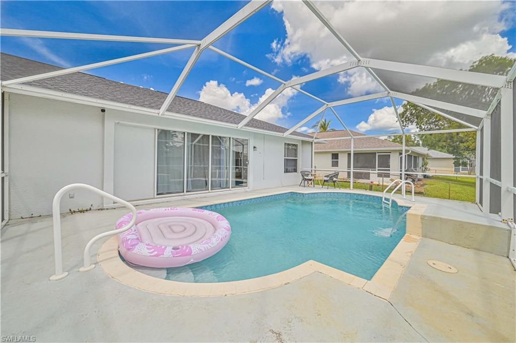 9232 Cypress Dr N, Fort Myers, FL 33967 Photo