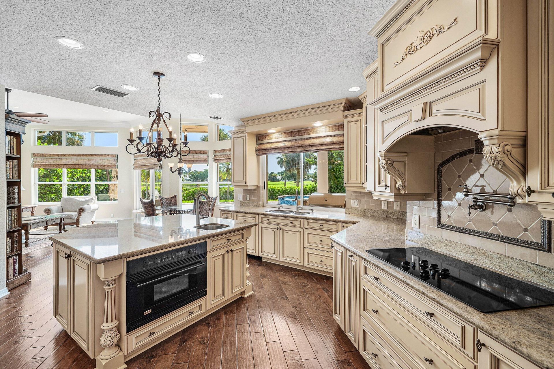 221 Thornton Drive, Palm Beach Gardens, FL 33418 Photo