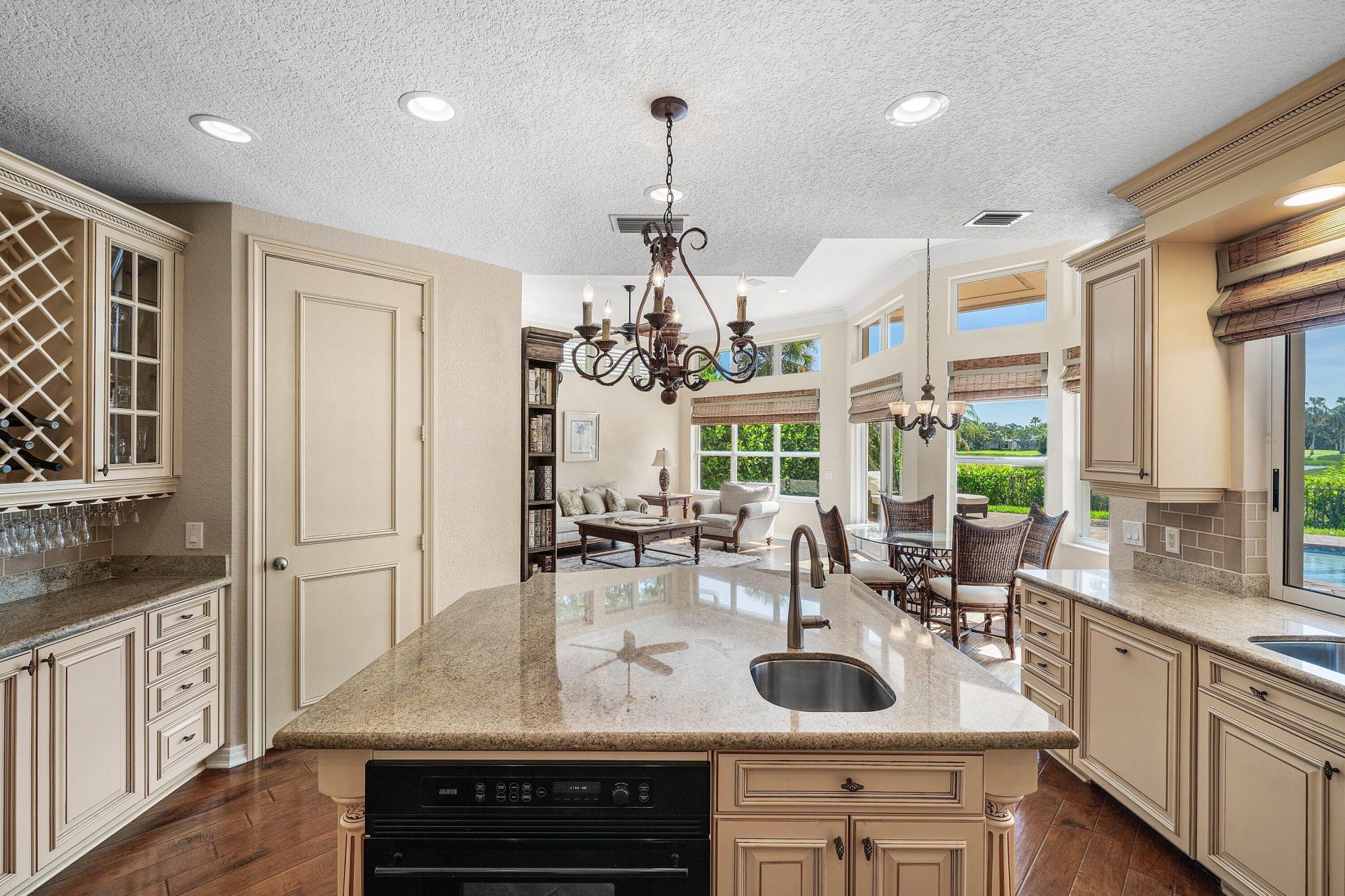 221 Thornton Drive, Palm Beach Gardens, FL 33418 Photo